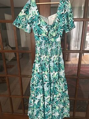 Green Tropical Print Smocked Maxi Dress